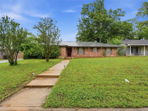 2845 Hubbard Street Paris TX 75460