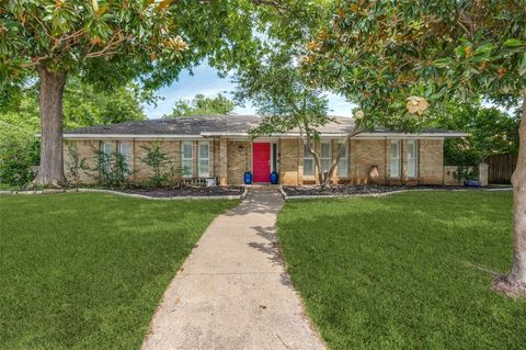 10118 Cromwell Drive Dallas TX 75229