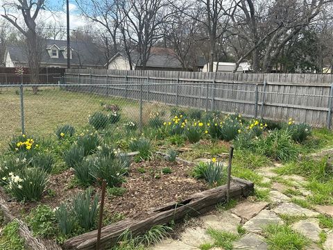 Tiny photo for 103 W Damon Street, Terrell, TX 75160 (MLS # 21196821)