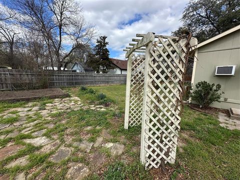 Tiny photo for 103 W Damon Street, Terrell, TX 75160 (MLS # 21196821)