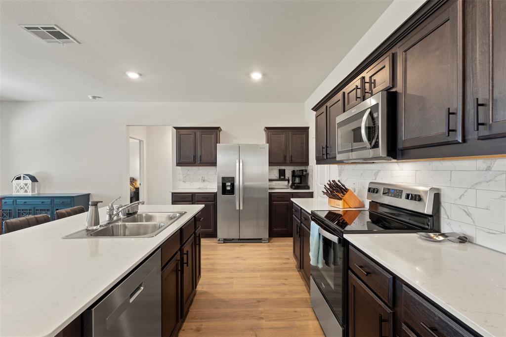 Waverly Estates - Residential