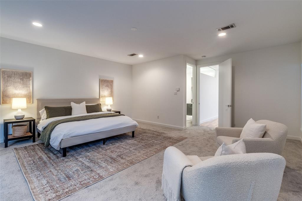 ROSS AVE - Residential