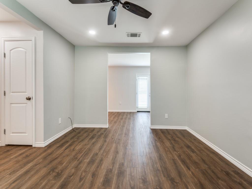 Freeway Park 01 - Residential