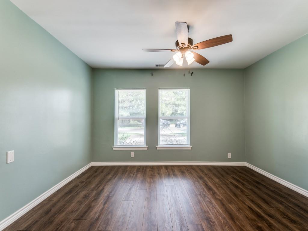 Freeway Park 01 - Residential