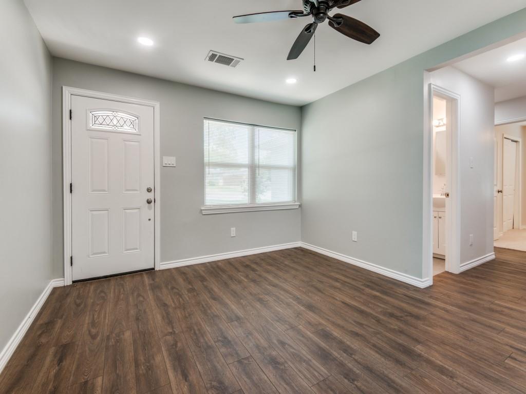 Freeway Park 01 - Residential