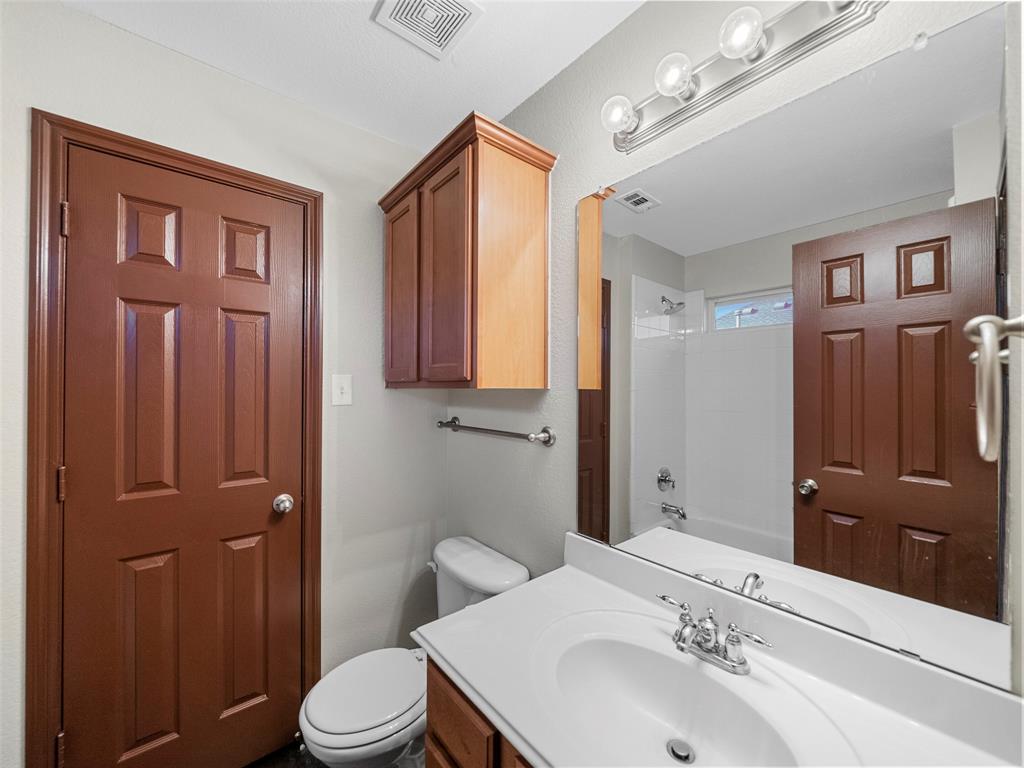 Meadows Of Preston Ph II - Residential Lease