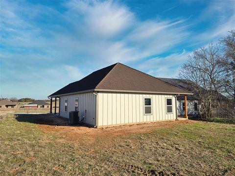 A home in Hico