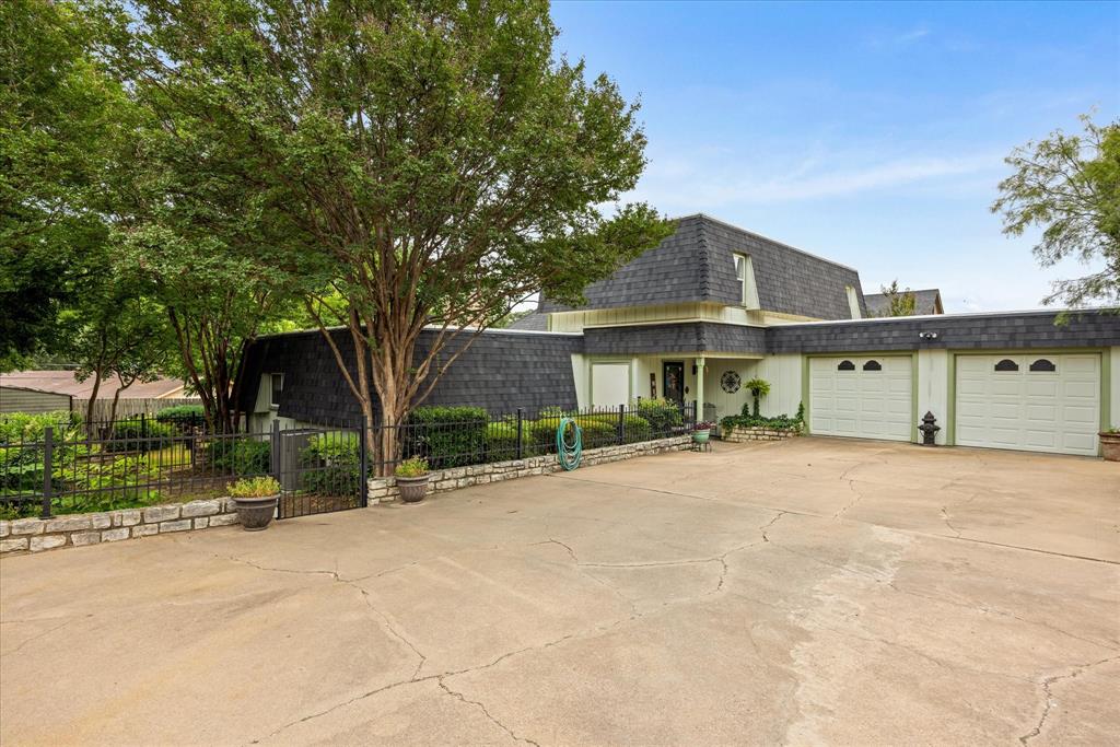 5007 Comanche Drive