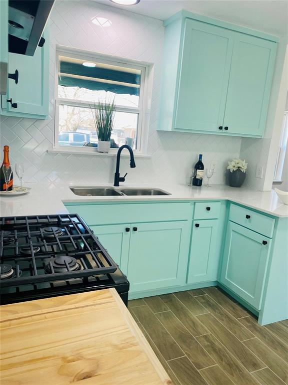 6836 Western Hills Drive