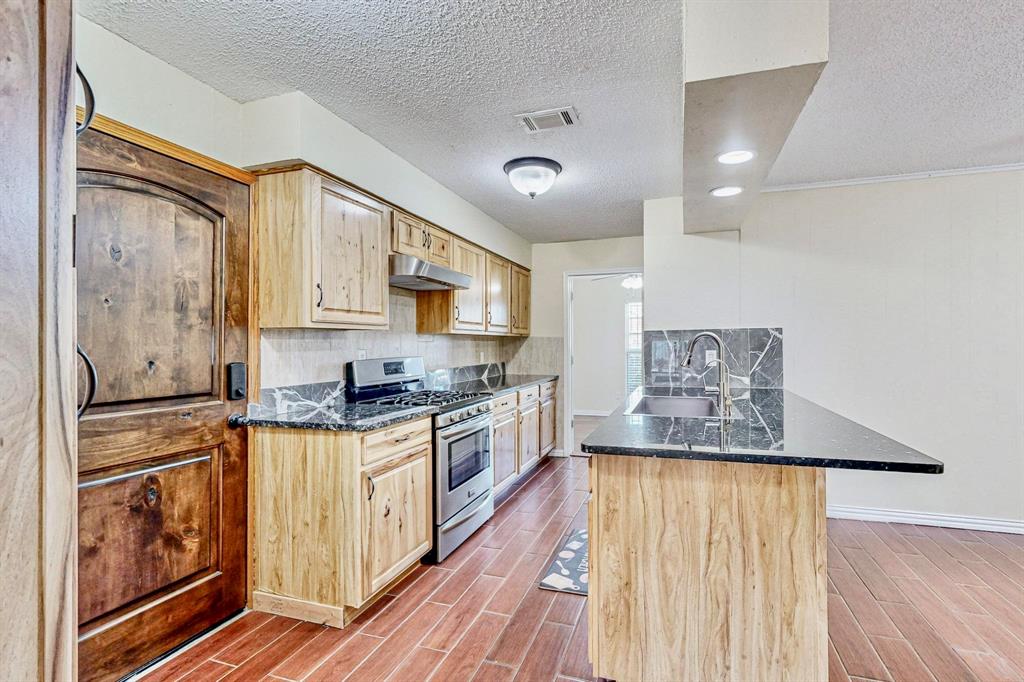 Eastwood 4th & 5th Filing Add - Residential Lease