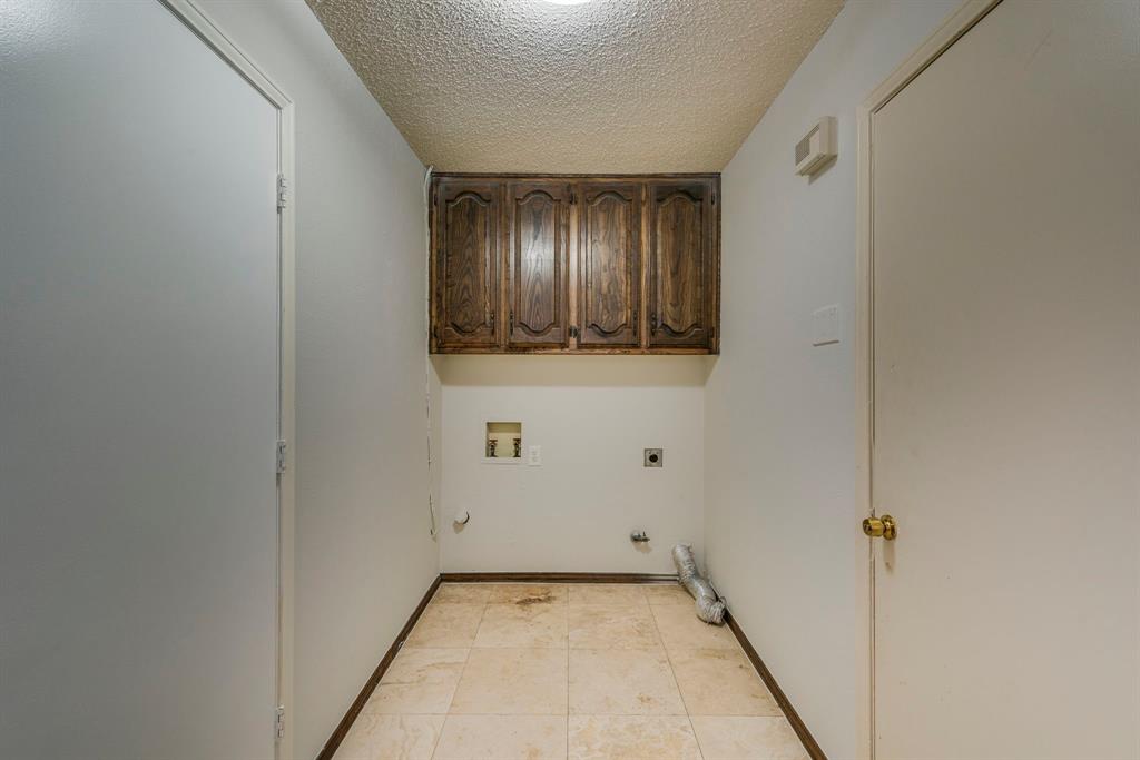 Kingswood 06 - Residential Lease