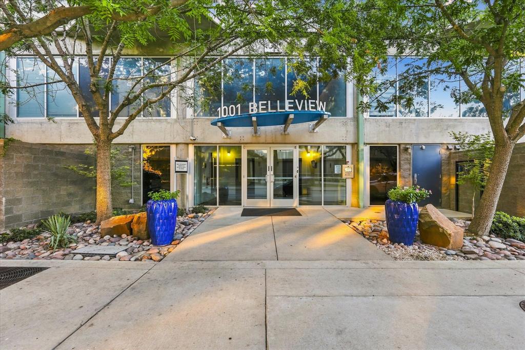 1001 Belleview Street 308