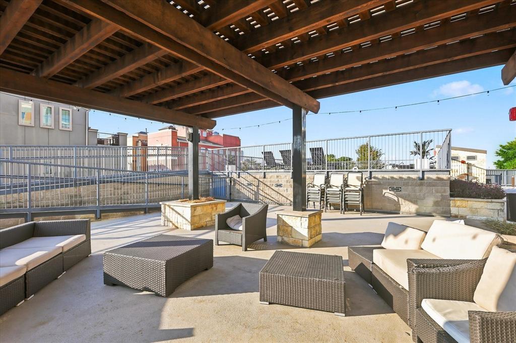 1001 Belleview Street 308