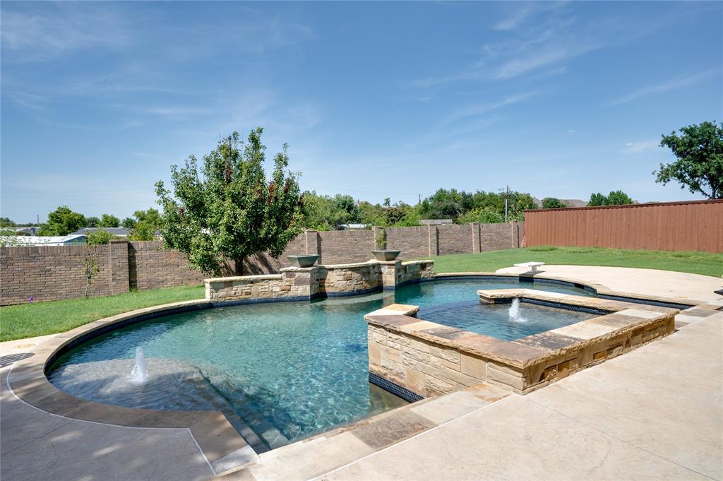 1604 Harper Lane