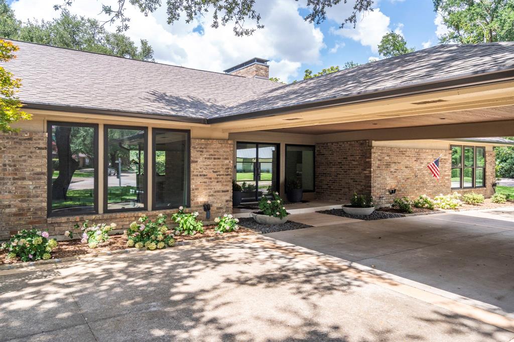 5523 Bent Trail
