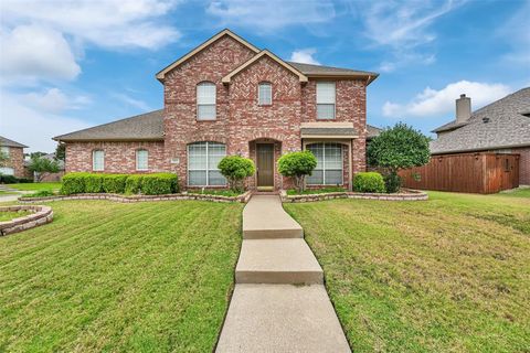 Photo of 8101 Freeman Drive, Rowlett, TX 75089 (MLS # 21091972)
