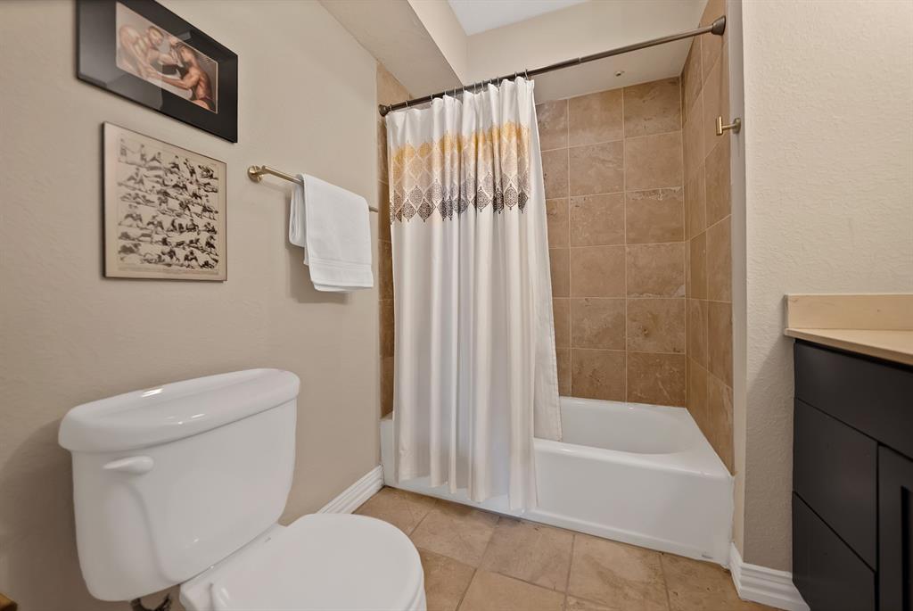 Knight Street Condo - Residential