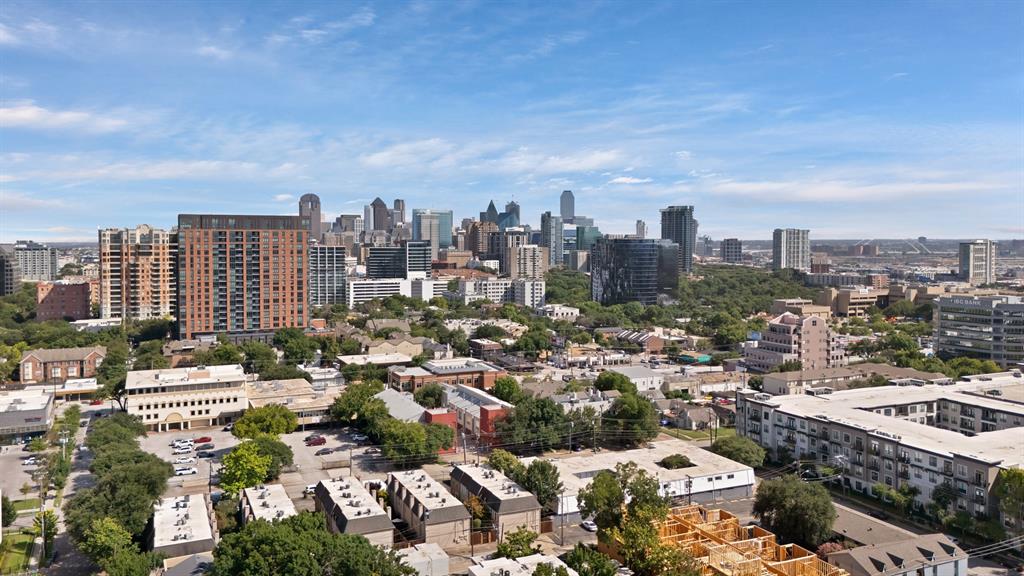 Knight Street Condo - Residential