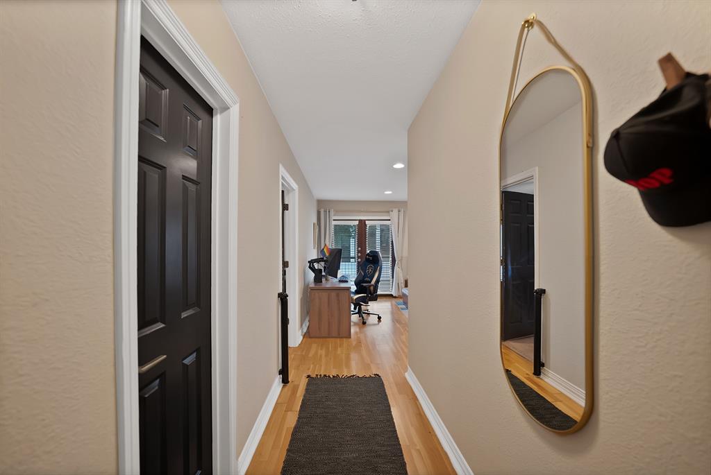 2722 Knight Street 407B