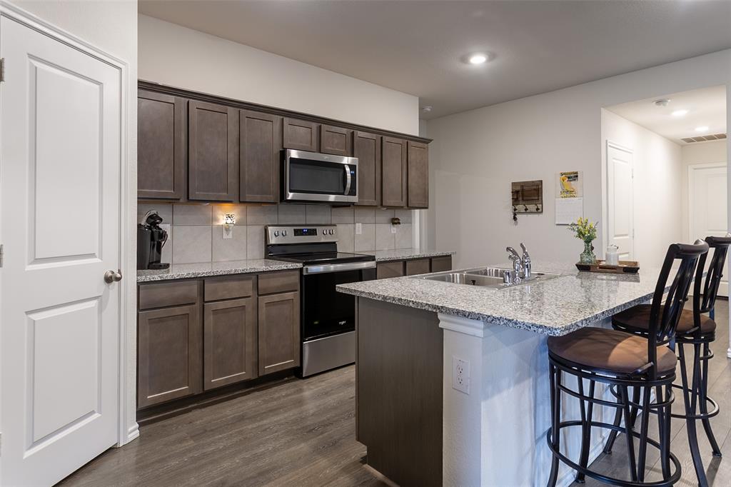 Magnolia Ph 6 - Residential