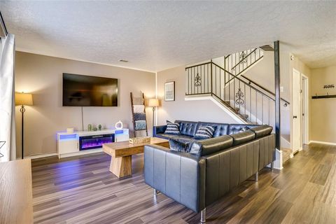 42 W Creek Lane 3 Grand Prairie TX 75052