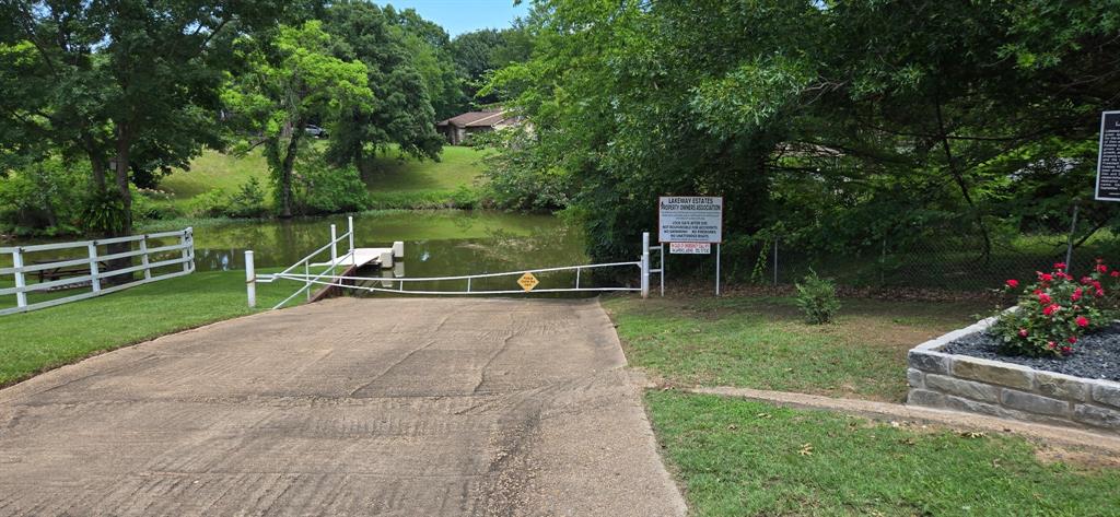 Lakeway Estate - Residential