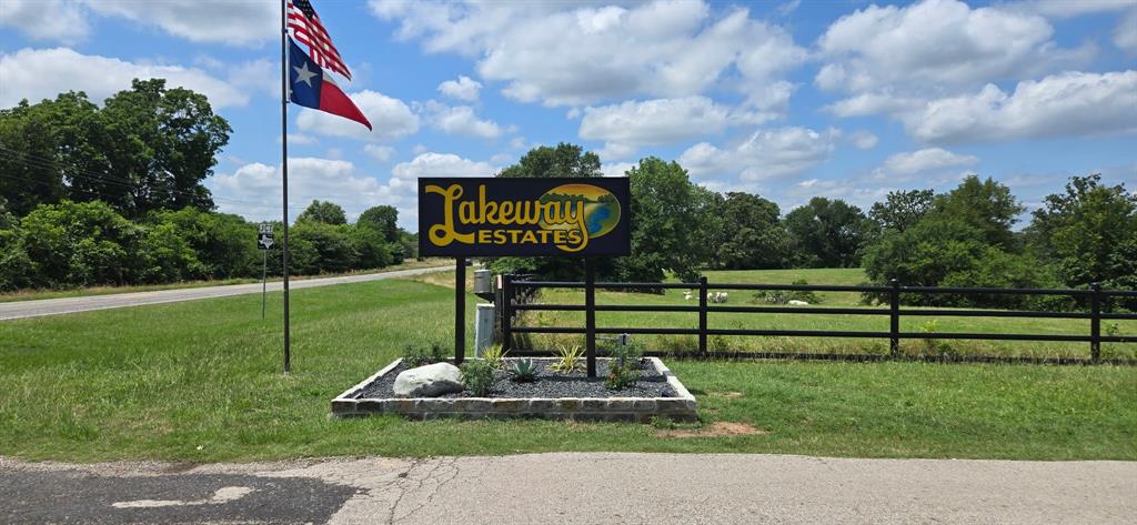 Lakeway Estate - Residential