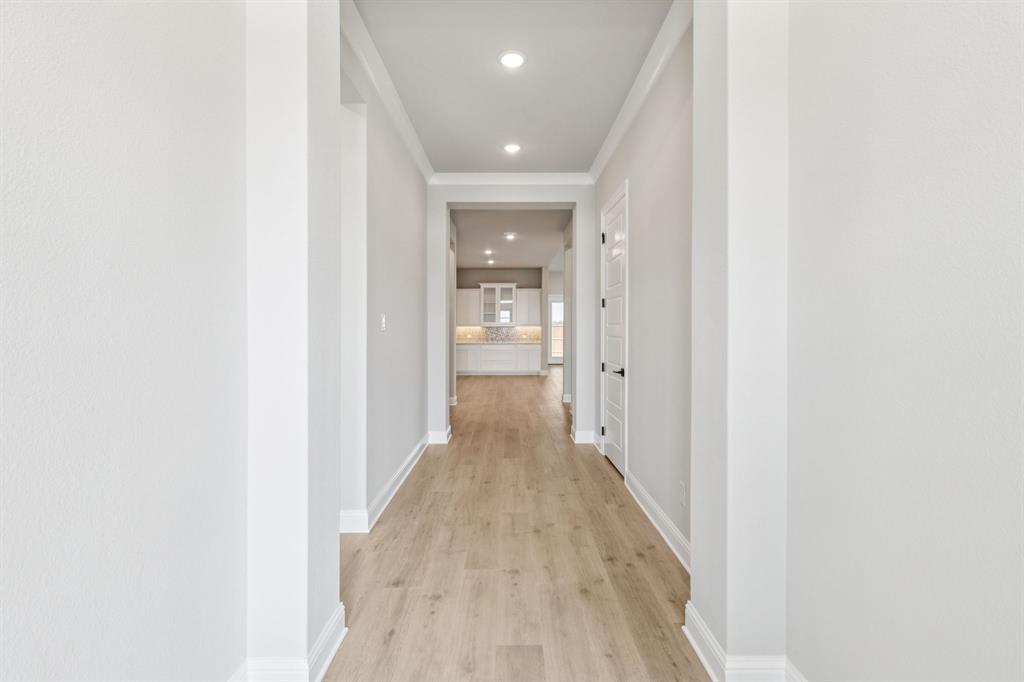 9801 Dahlia Boulevard