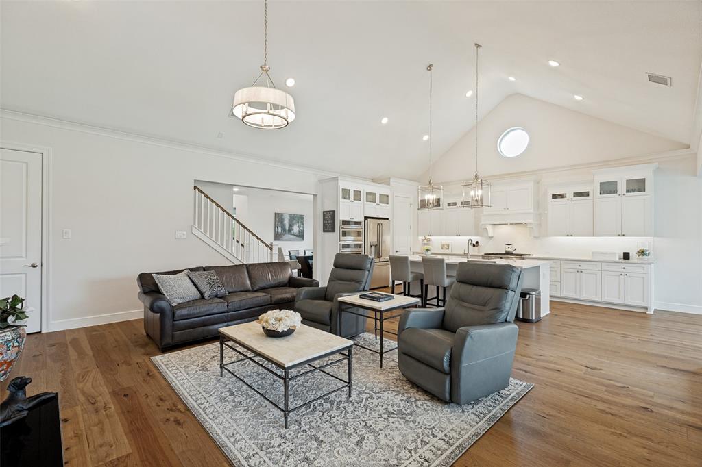 4212 Hollandwood Drive