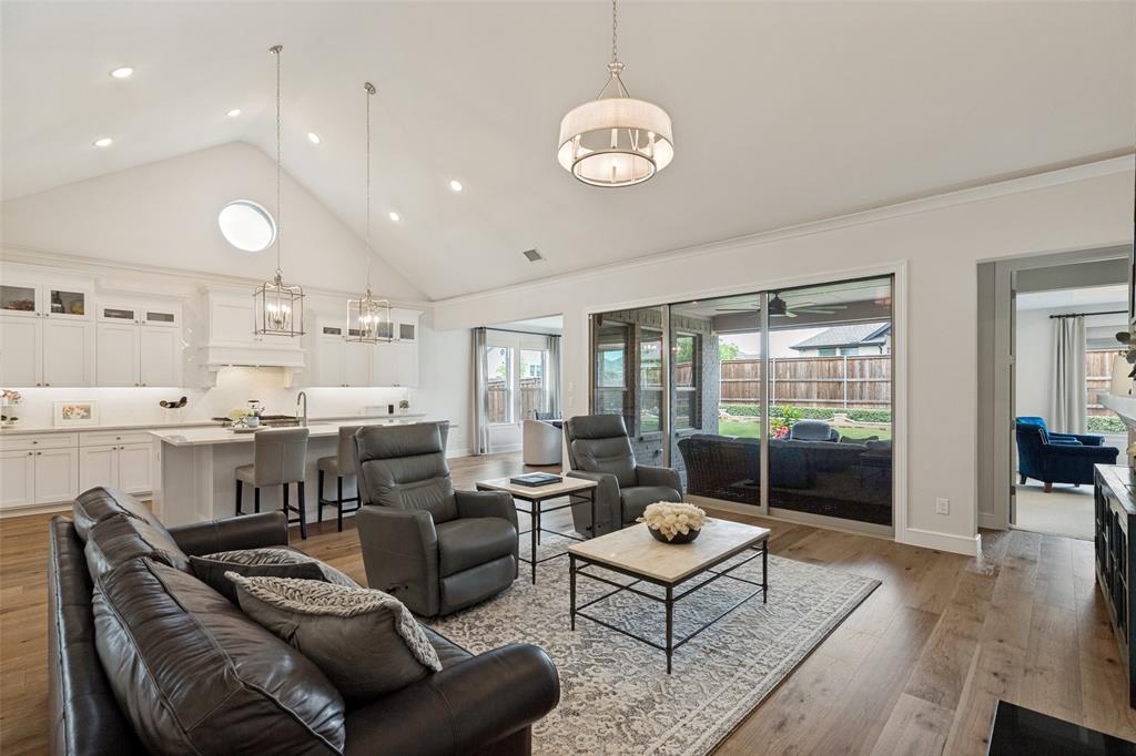 4212 Hollandwood Drive