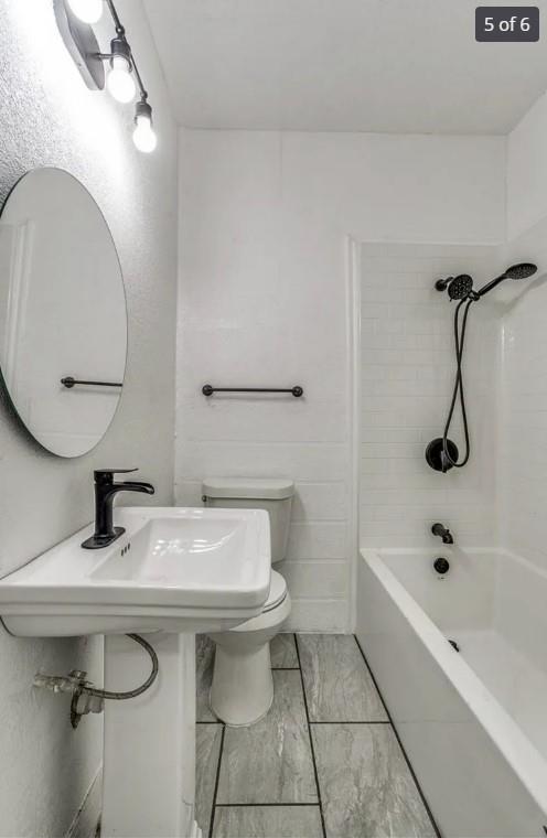 Oak Cliff Gardens - Residential Income