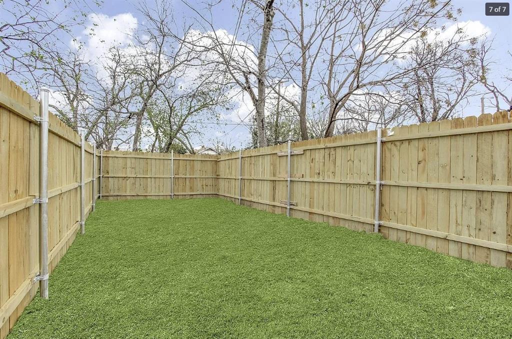 Oak Cliff Gardens - Residential Income