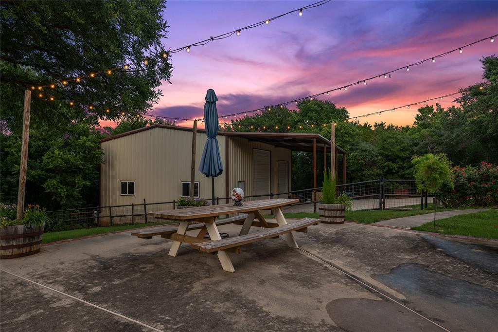 Three 17 River Oaks - Residential