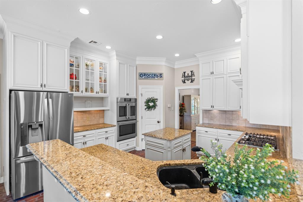 Three 17 River Oaks - Residential