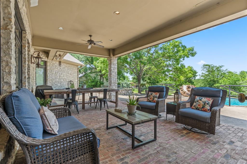 Three 17 River Oaks - Residential