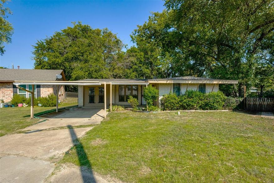 This 3 bedroom home offers a peaceful retreat at the end of a cul-de-sac, boasting a creek-side backyard with mature trees and a quiet, natural setting. Located conveniently near Highway 66 and downtown Garland, it features spacious living areas, covered parking, and the opportunity to make it your own. Priced over 50K below tax assessment, this charming property is an excellent value and a perfect canvas for a new family to call home.