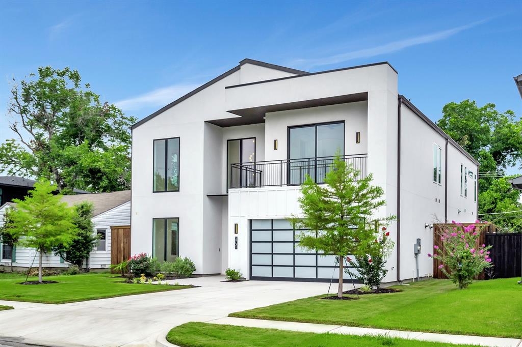 3731 Cortez Drive