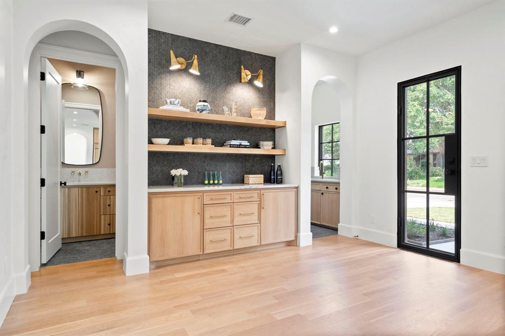 Prestonwood - Residential