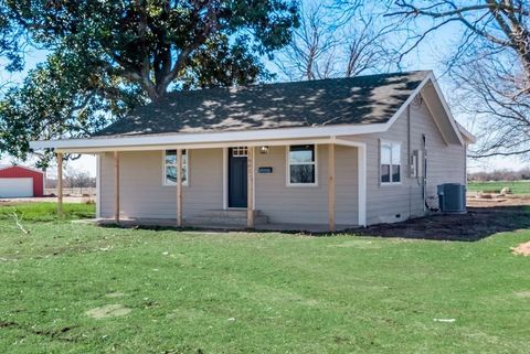 A home in Sulphur Springs