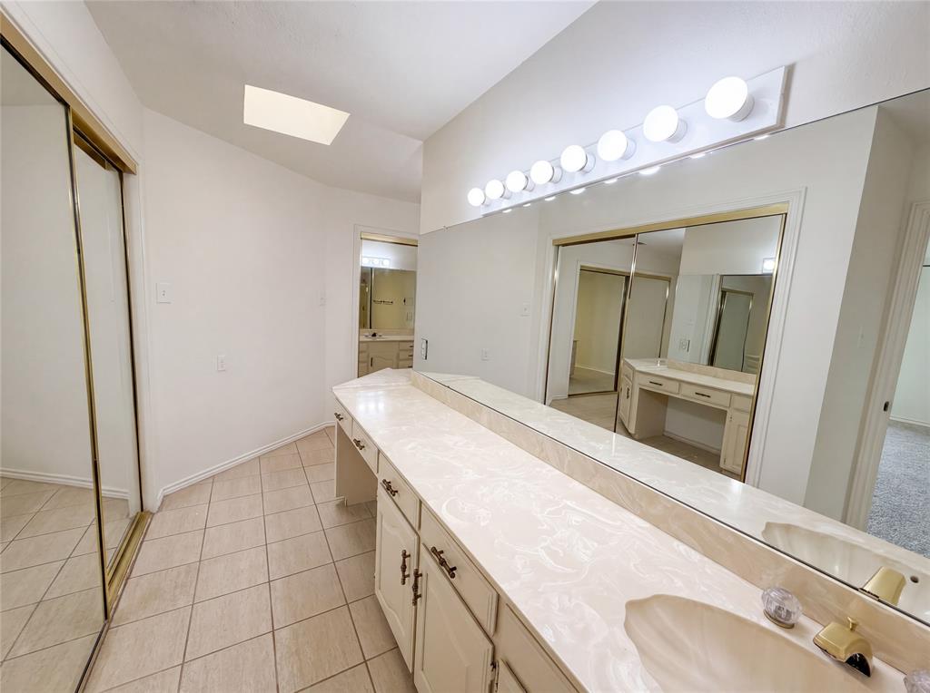 Meridith - Residential