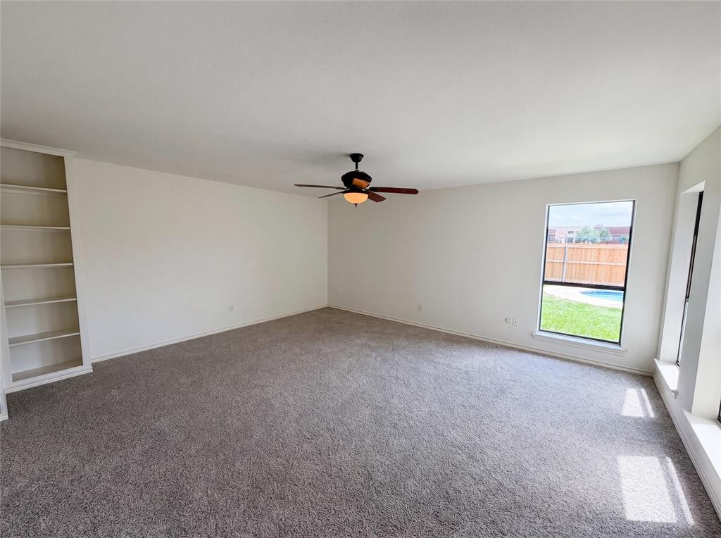 Meridith - Residential