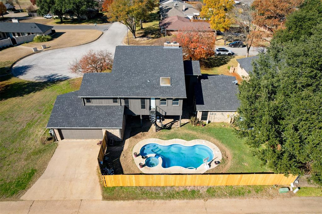 Meridith - Residential