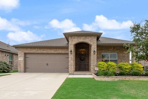 Photo of 14504 Bootes Drive, Haslet, TX 76052 (MLS # 21256836)