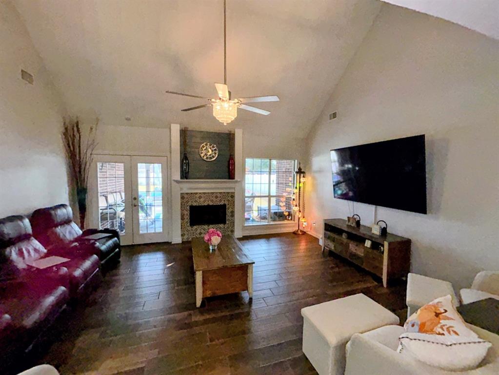 Lake Oak Estates - Residential