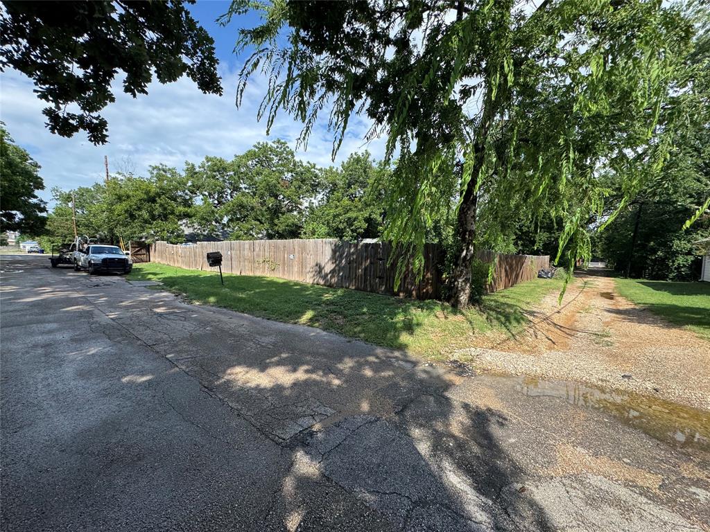 1001 South 16th Street