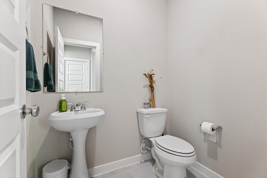 4713 Whitehill Trail