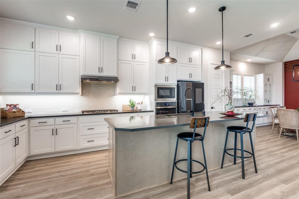 2613 Runhappy Court