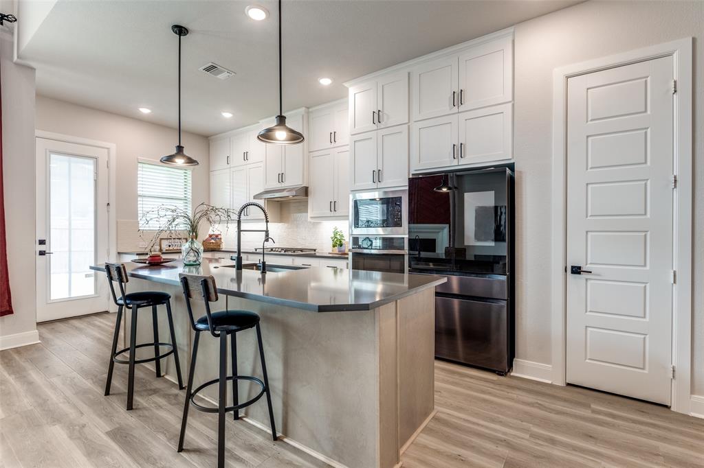 2613 Runhappy Court