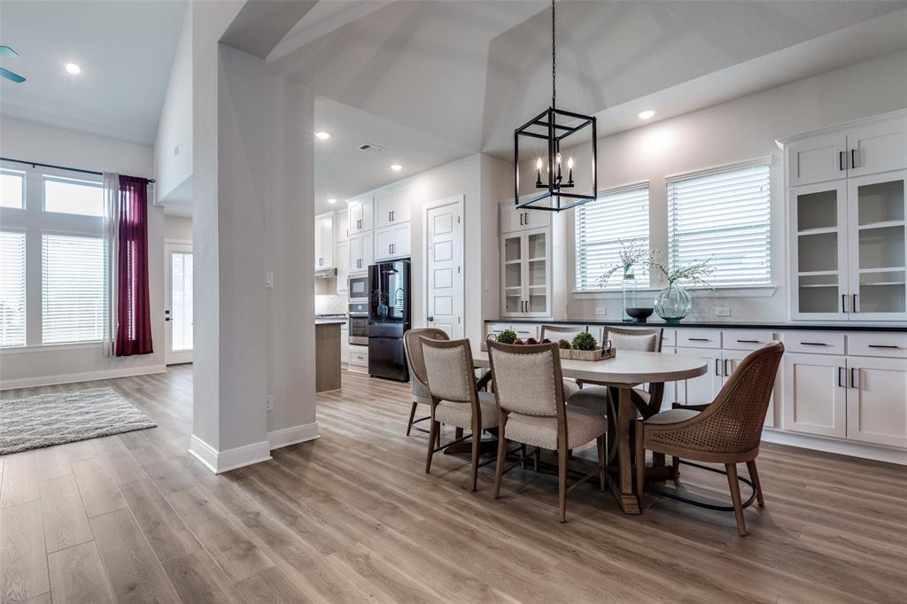 2613 Runhappy Court