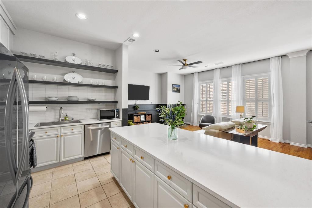 Ridglea Place - Residential